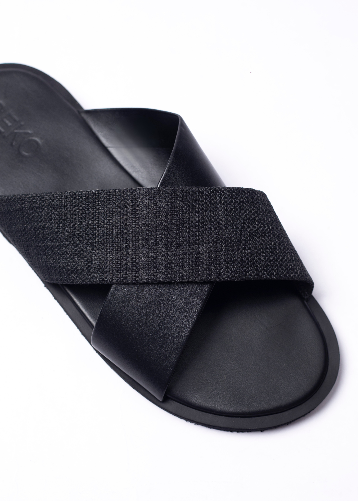 Sandales pour hommes – Eli noir raphia